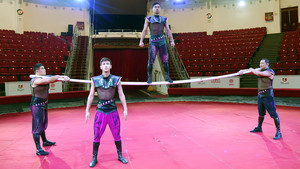 Troupe Azizov 4150